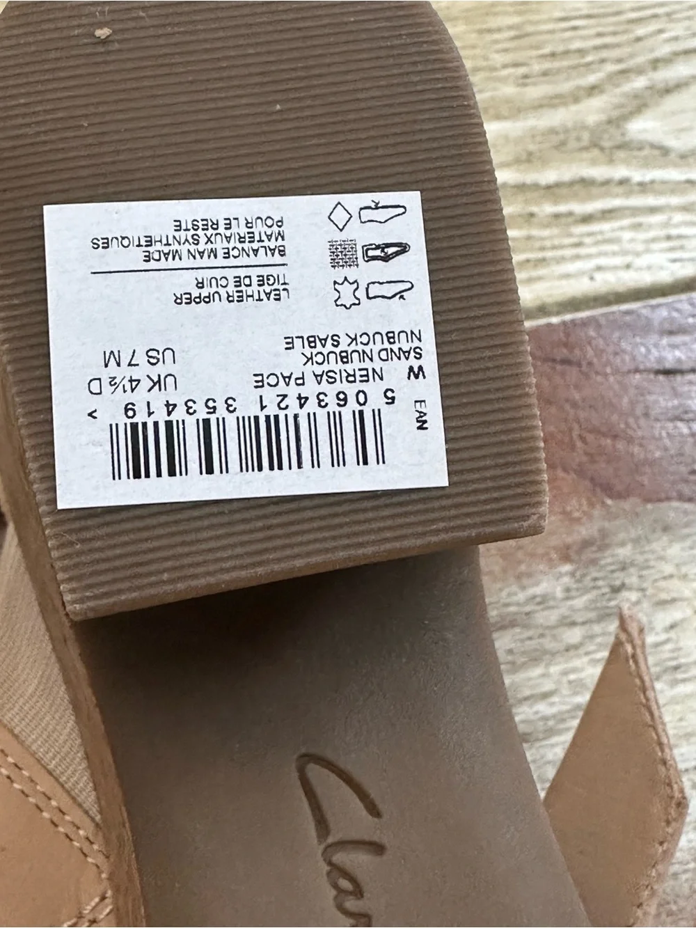Clarks Collection Women's Nerisa Pace Leather Wedges Sand - 7 Medium